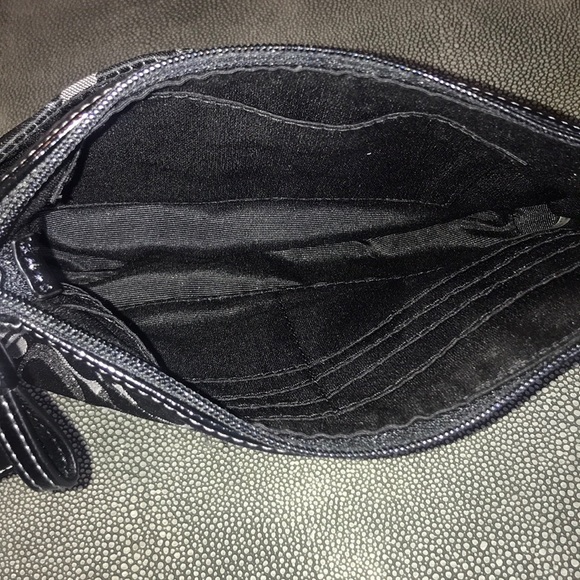 Coach Clutch - Black and Silver - Picture 5 of 9